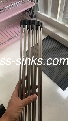 18 Gauge handgemaakte keuken wastafel met achter- of middenafvoer 220 mm schaaldiepte